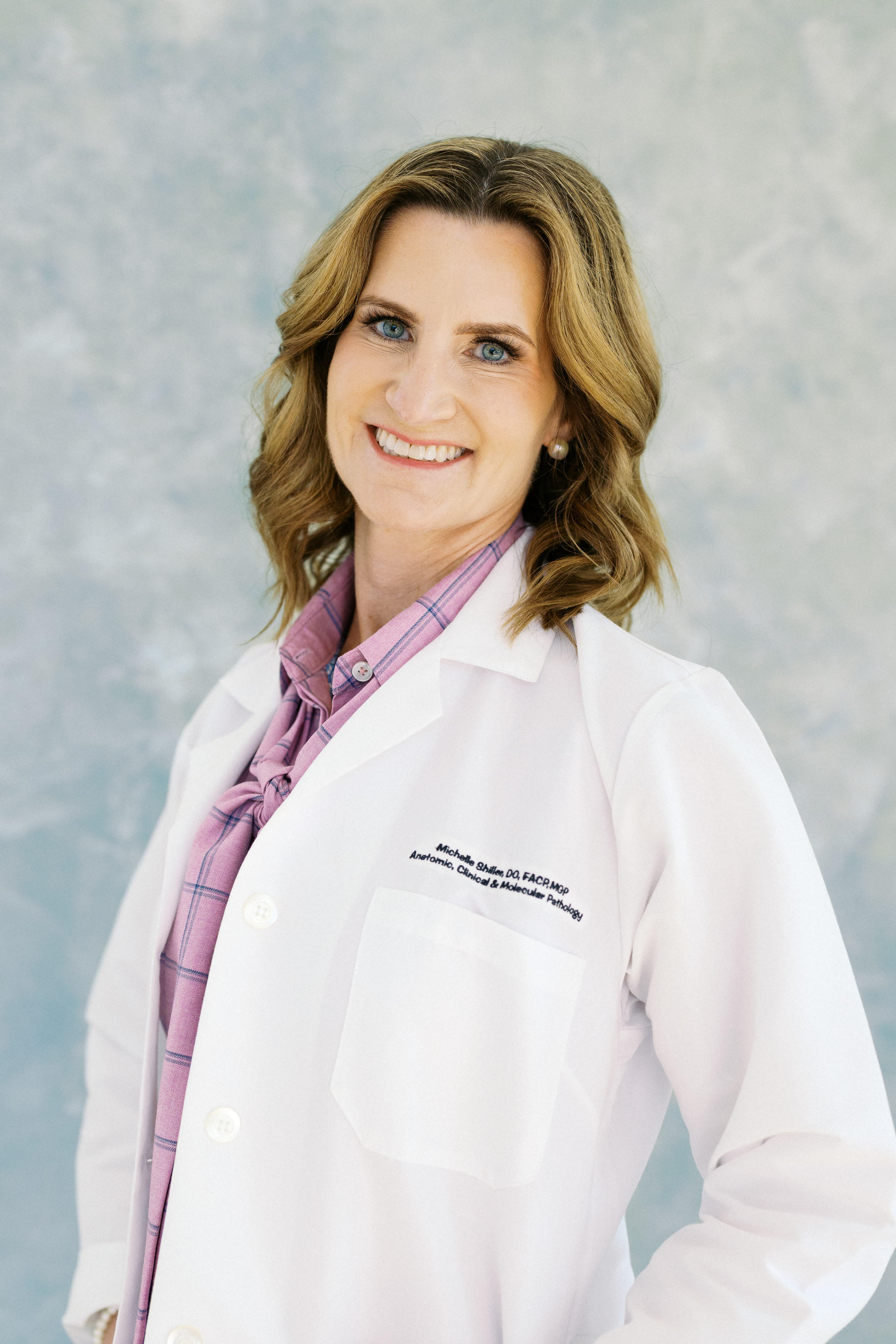 Portrait of Dr. Michelle Shiller